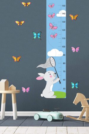 Kelebek Yakalayan Sevimli Tavşan Boy Ölçer Duvar Sticker - Görsel 3